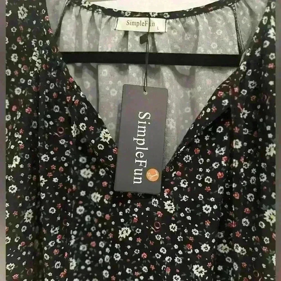 SimpleFun Floral Print Short Sleeve Blouse - Size Large (New with Tags) - Picture 3 of 4